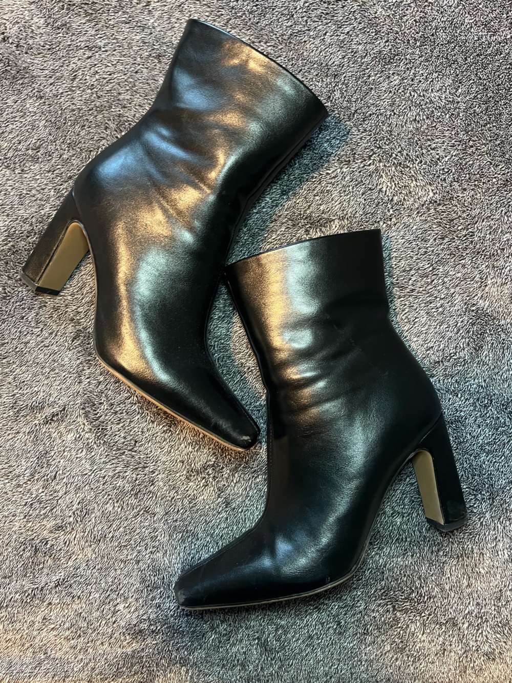 heeled boots